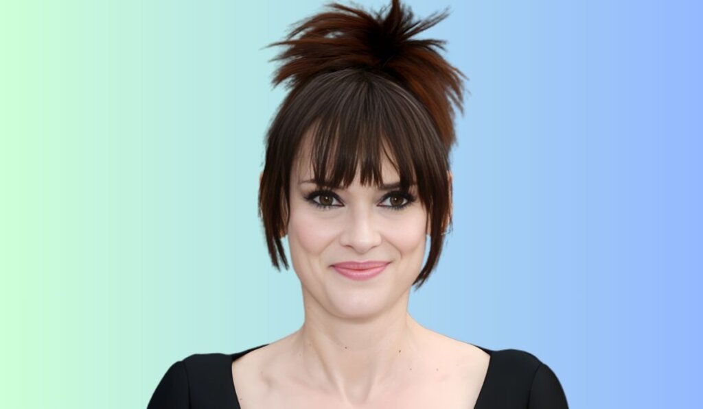 Winona Ryder Age